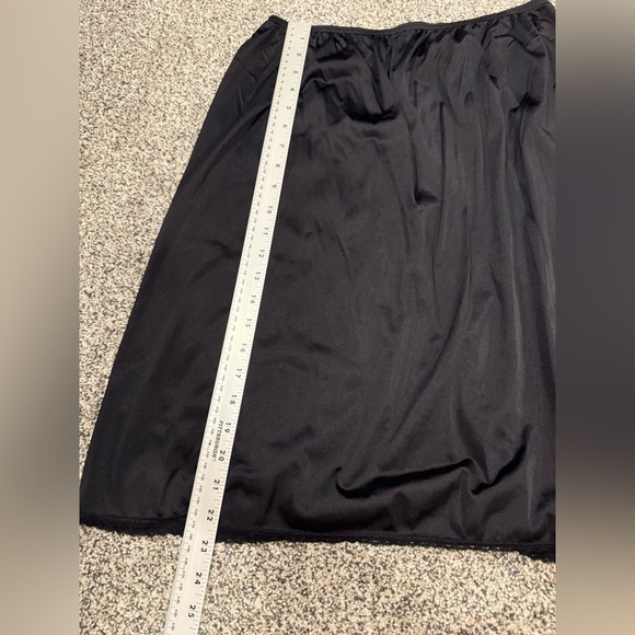 Vassarette Black Midi Slip Skirt Lace Lined Goth Whimsigoth Feminine Versatile - Picture 7 of 8